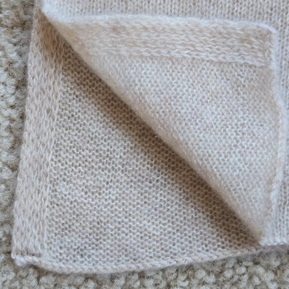 NWOT Filoro Cashmere Wrap Scarf Oatmeal - Picture 3 of 10